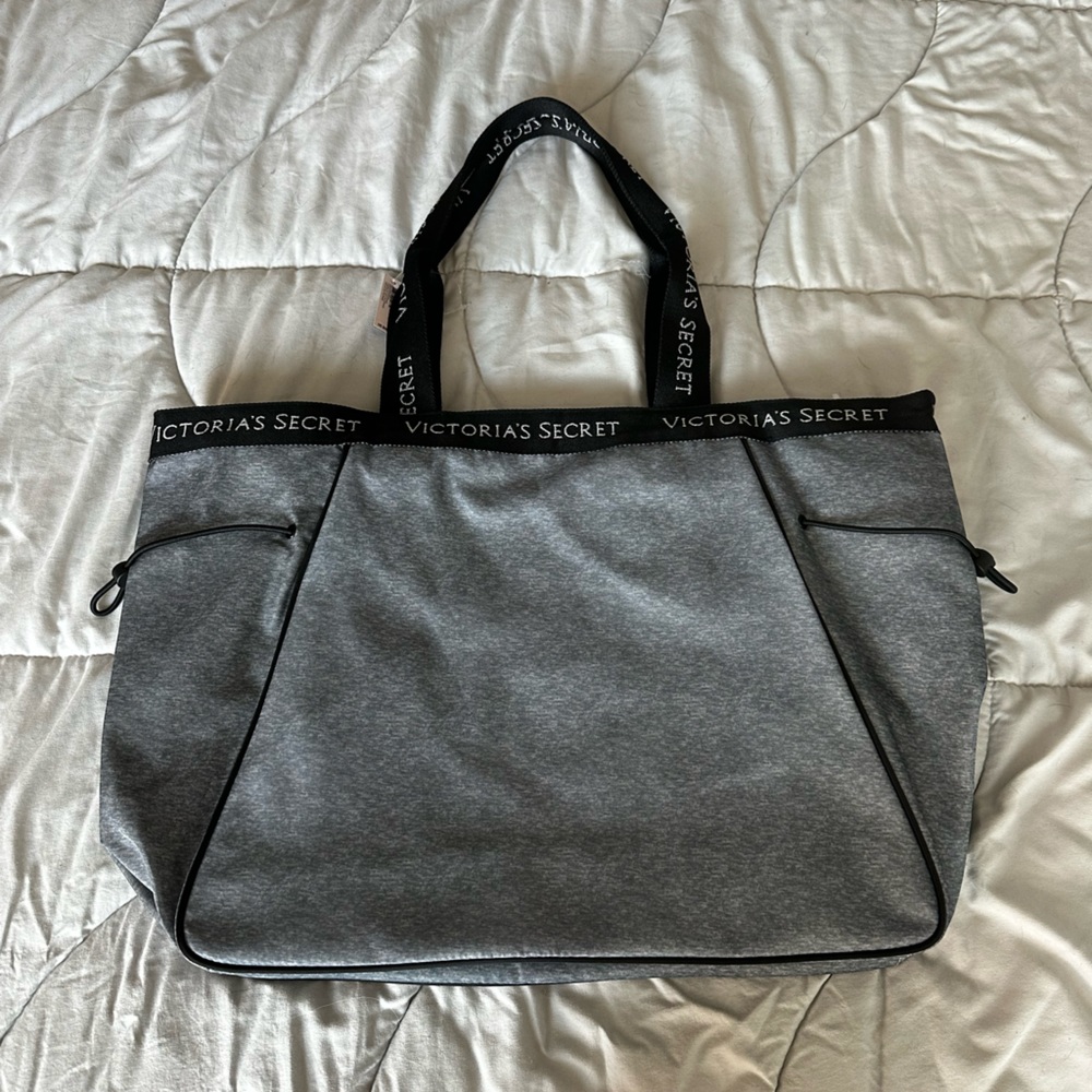 NWT Large Victoria secret bag